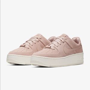 Nike Air Force 1 Sage Low Sneaker 8 Particle Beige Phantom Pink Suede AR5339-201